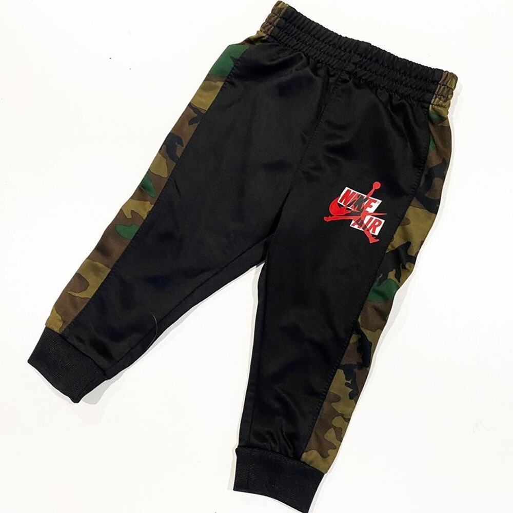 Nike Air Jordan Track Pants sz 12 m Camouflage Sweat Pants